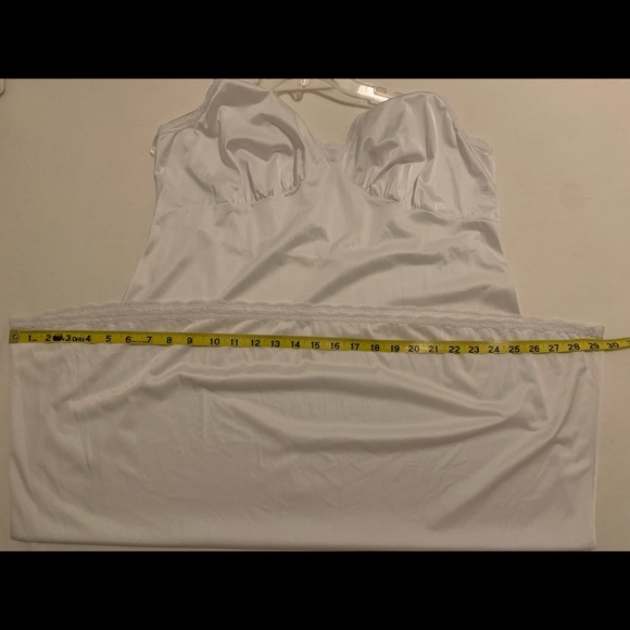 Ladies Shadow Line White Full Slip Lace Trim
Nightgown Negligee Size: 42 26” - Picture 10 of 13